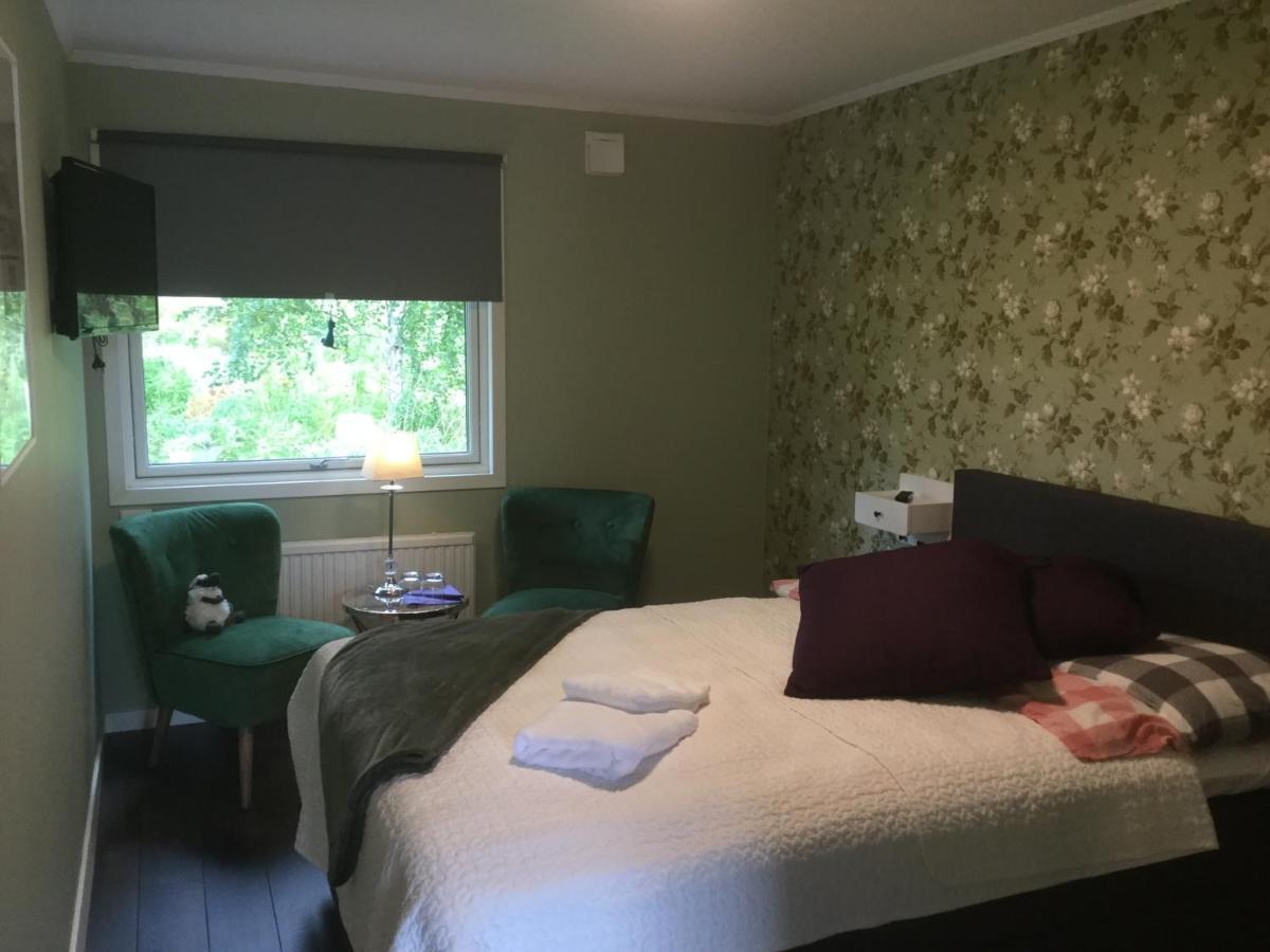 Bed And Breakfast Fyra Haestar Rättvik Zewnętrze zdjęcie