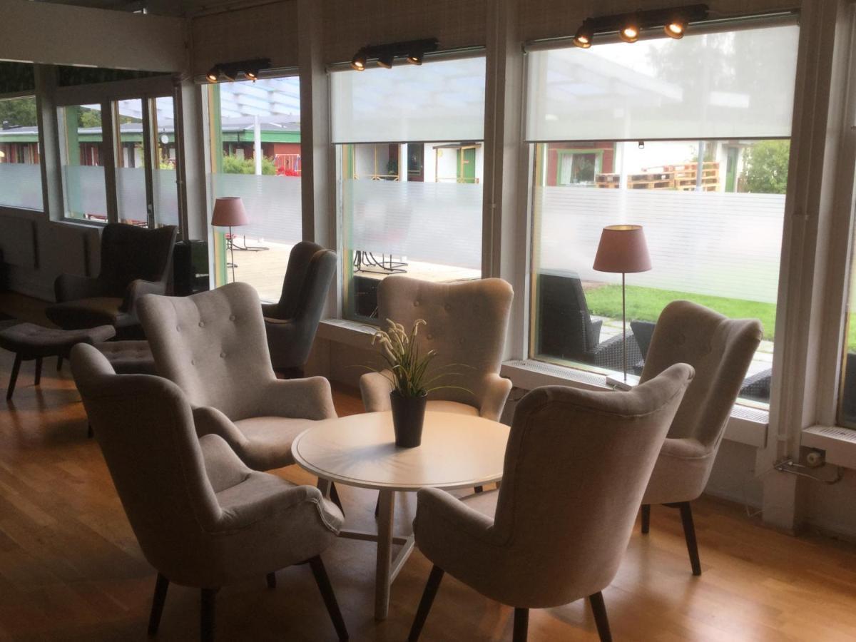 Bed And Breakfast Fyra Haestar Rättvik Zewnętrze zdjęcie