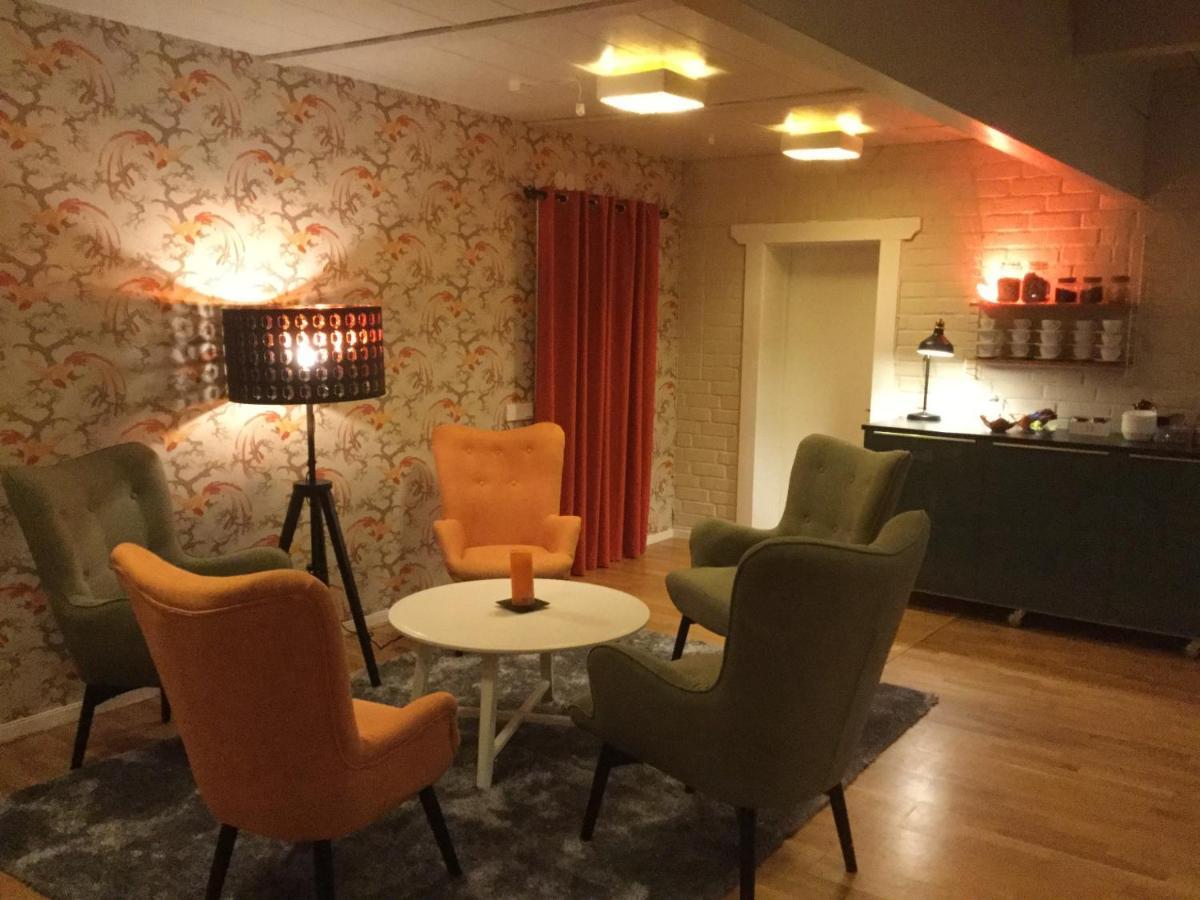 Bed And Breakfast Fyra Haestar Rättvik Zewnętrze zdjęcie
