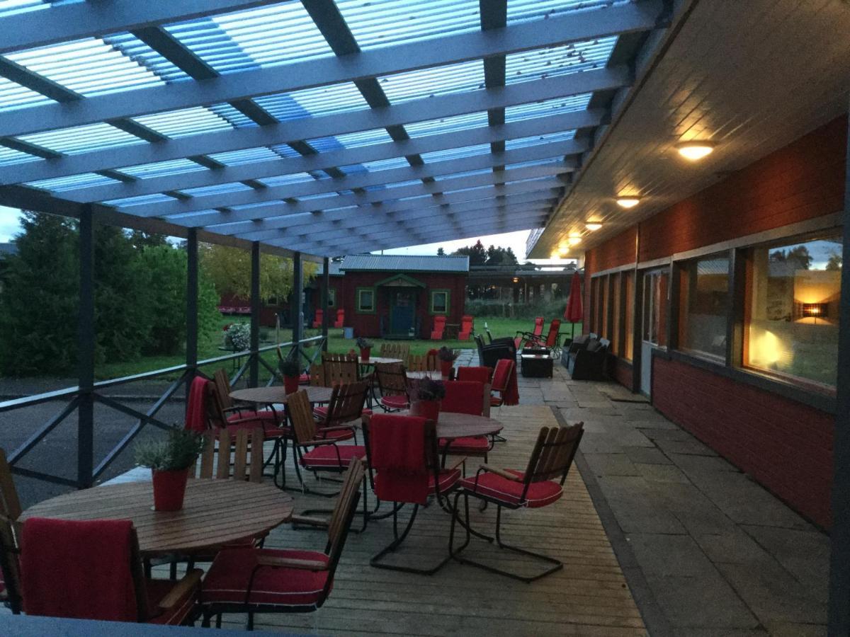 Bed And Breakfast Fyra Haestar Rättvik Zewnętrze zdjęcie