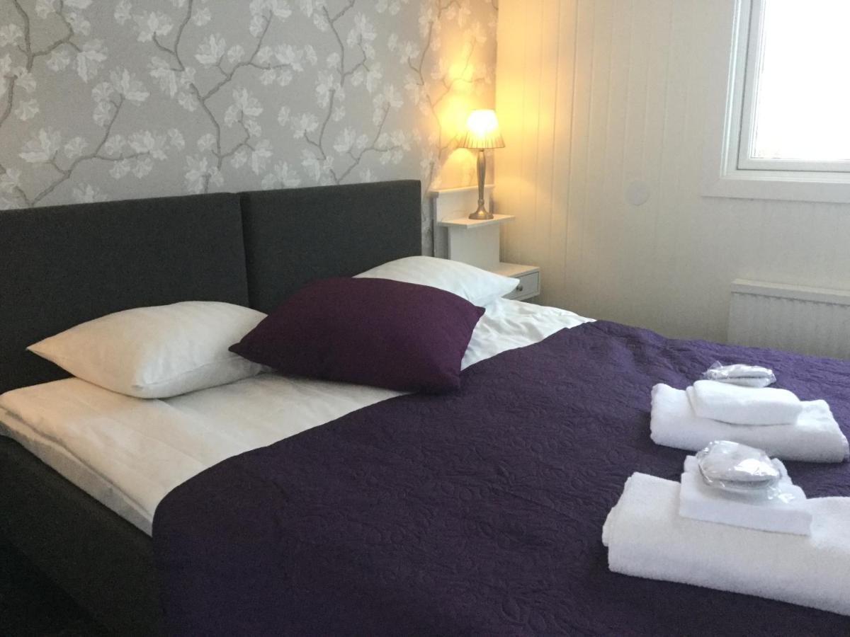Bed And Breakfast Fyra Haestar Rättvik Zewnętrze zdjęcie