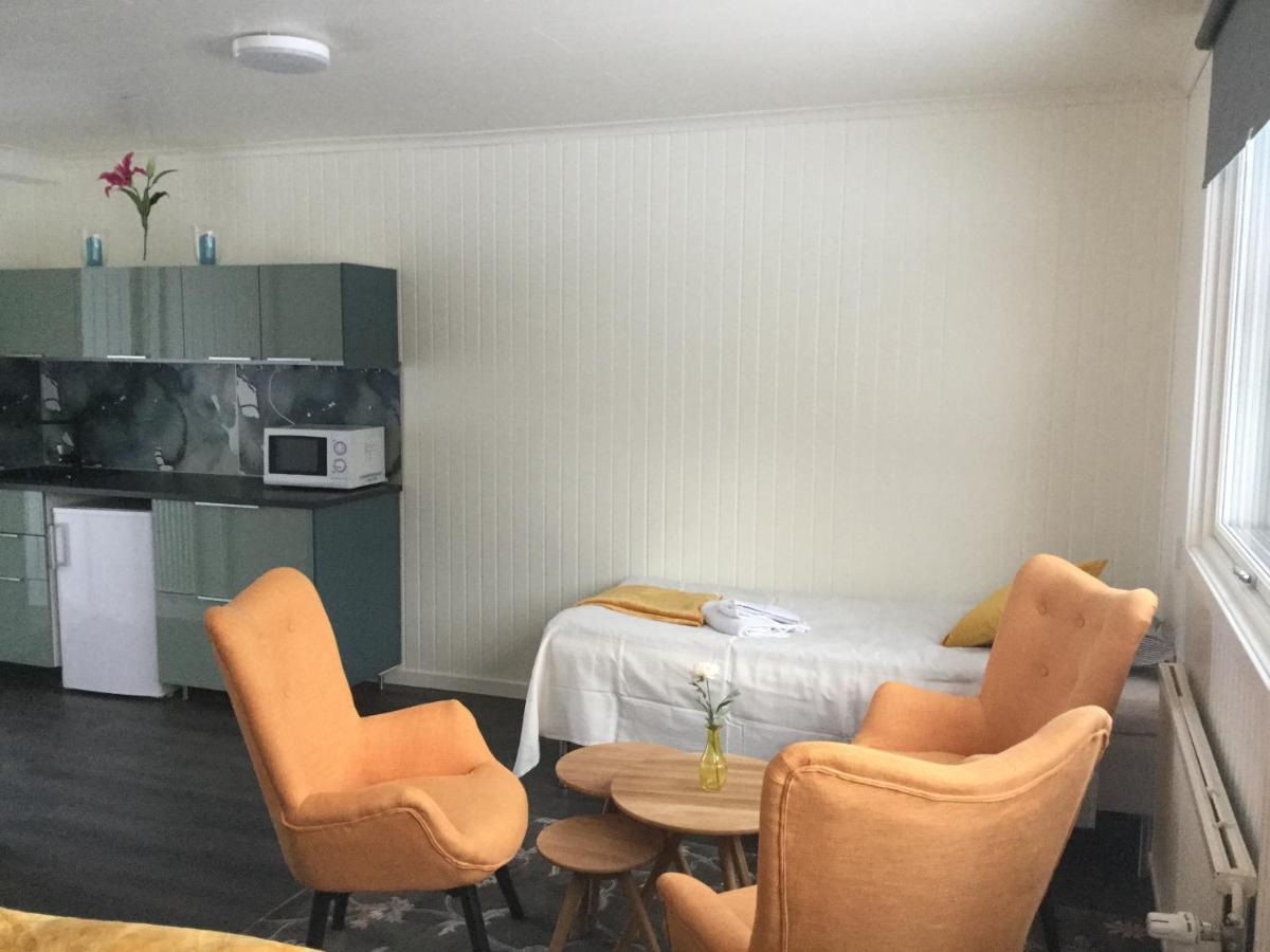 Bed And Breakfast Fyra Haestar Rättvik Zewnętrze zdjęcie