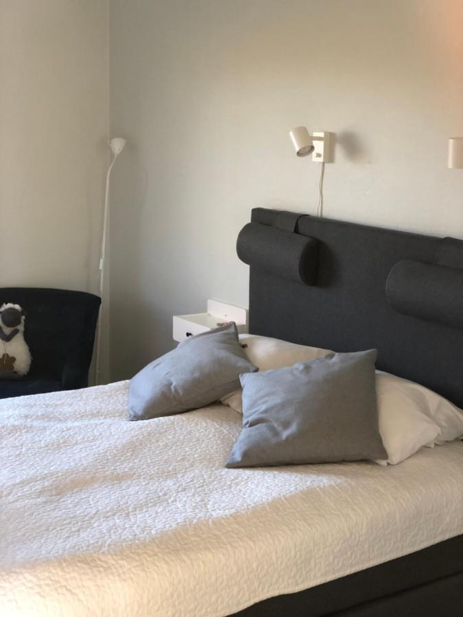 Bed And Breakfast Fyra Haestar Rättvik Zewnętrze zdjęcie