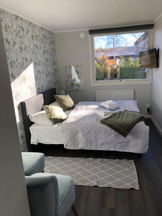 Bed And Breakfast Fyra Haestar Rättvik Zewnętrze zdjęcie